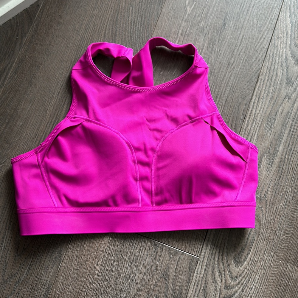 Never worn pink sports bra - Picture 5 of 5